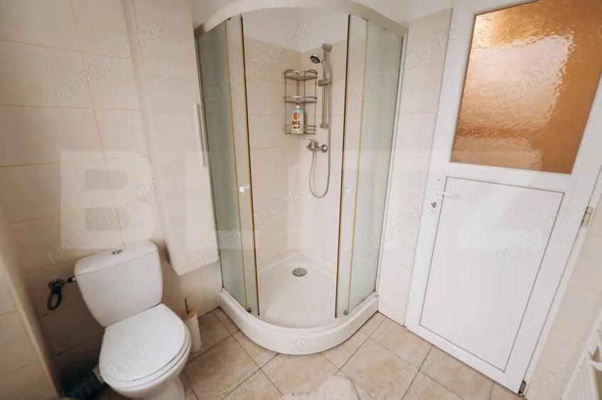 Oportunitate rara Garsoniera moderna cu parcare ?i curte | Podu Ro? Granit - 13