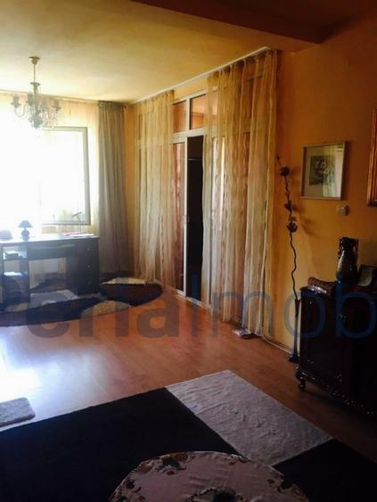 VILA - OVIDIU LAC - DEMISOL, PARTER, ETAJ SI MANSARDA - 13