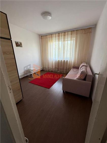 Apartament 2 camere cf 1 semidecomandat zona Crang - 2