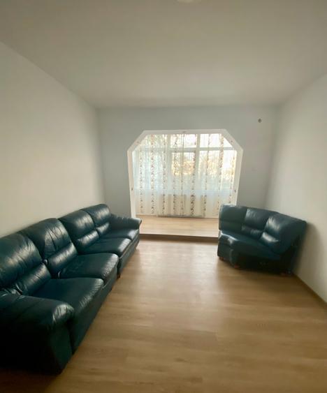 Apartament cu 2 camere, etajul 1/4, zona Podu Ros - 1
