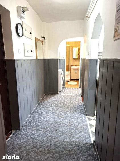 apartament 2 camere , etaj 1, zona Mall , mobilat - 3