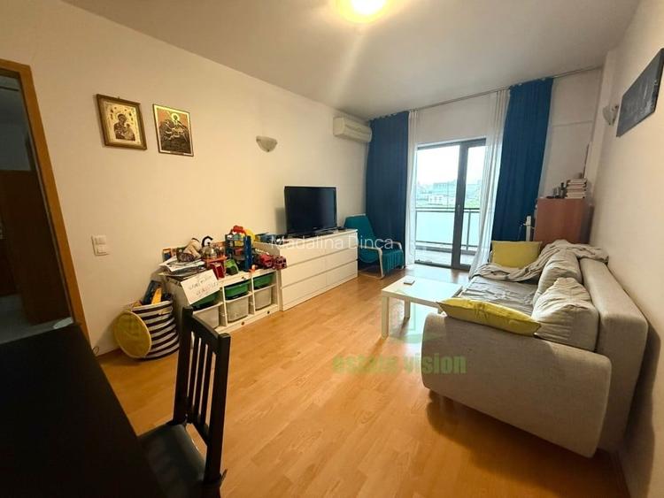 Apartament spatios de 2 camere, luminos, cu balcon mare, Ghica Plaza