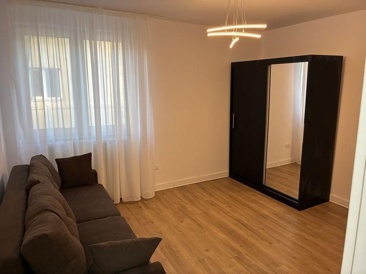 Inchiriez apartament 2 camere decomandat Tei - 7