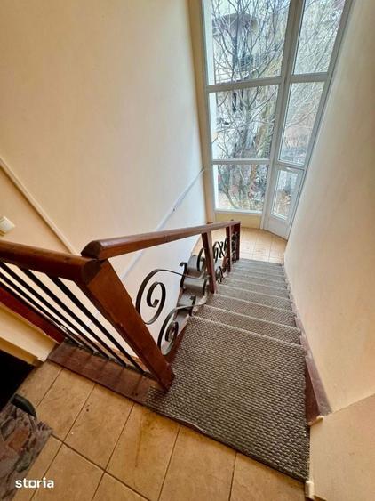 Apartament cu 3 camere aproape de plaja- ideal pentru locuit sau inves - 1