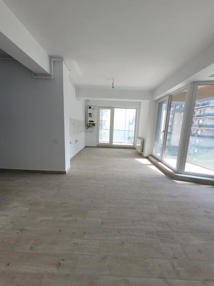 COMISION 0! SUPER PRET - STUDIO  FINALIZAT 45.80 MP - ACCES PISCINA - 67900 E - 35