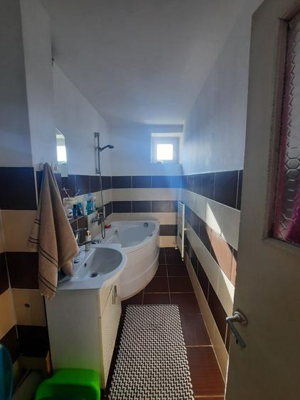 Apt 4 cam Calea Romanului decomandat, Nufarului, Cod 159746 - 8