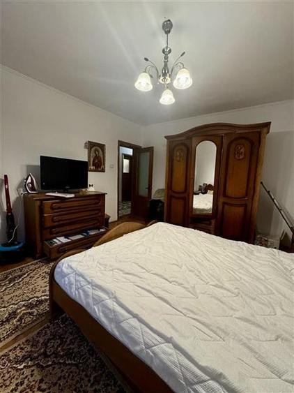 Casa foarte spatioasa D+P+2E amplasare excelenta, str. N. Iorga aproape de Bd. M - 10