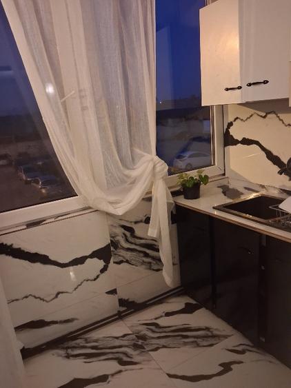 Vând Ap 3 cam decomandat, renovat, et 1 - 2