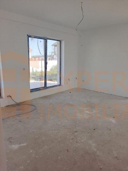 O casa noua, o fila alba – in Lazu, la doar cativa pasi de liniste - 15