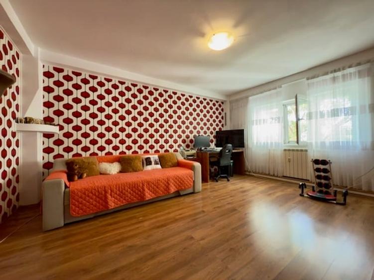 Nerva Traian - Mircea Voda - Timpuri Noi metrou | Apartament 3 Camere | Hol H - 1