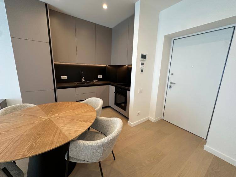 Apartament la prima închiriere în Aviatiei Towers,parcare valabilă - 6