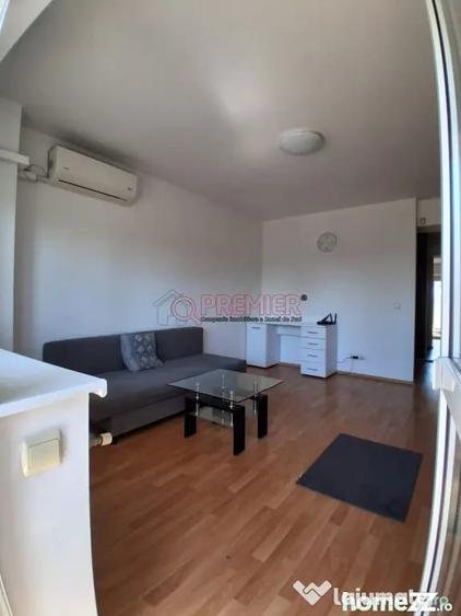 Apartament cu 2 camere decomandat în Splaiul Unirii
