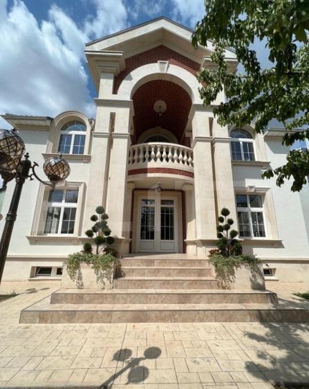 Vila, 6 camere, 520 mp, zona Titulescu - 2