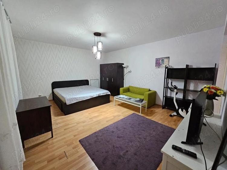 Inchiriez garsoniera la Stefan cel Mare,49mp,centrala proprie - 2