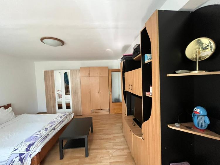 Garsoniera Mall Vitan, mobilata si utilata modern, renovata, curata, libera - 2