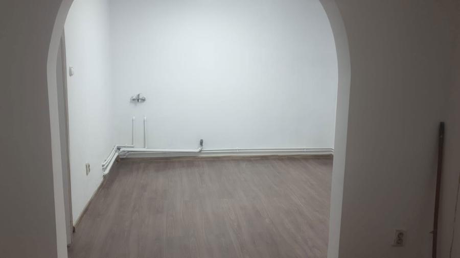 Spatiu comercial - 8