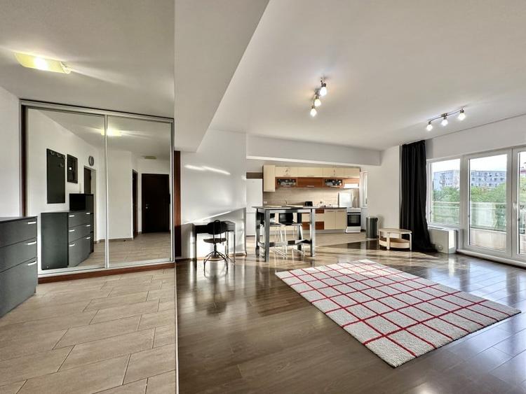 Inchiriere Apartament 2 camere, 67 mp, orientare Sud, Plopilor Vest - 1