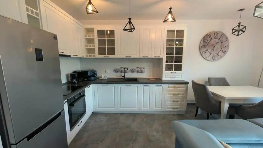 Apartament cu 2 camere semidecomandat în Mărăști