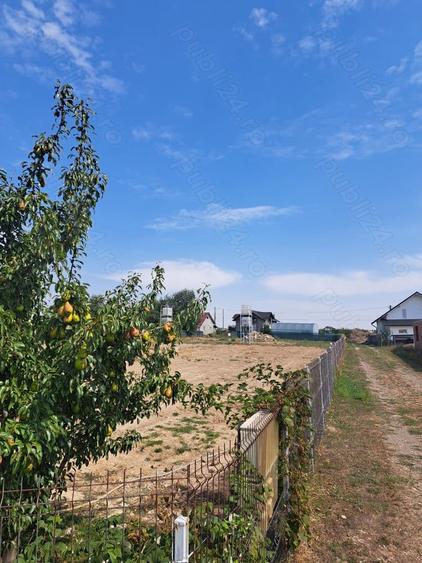 vand teren intravilan - 1