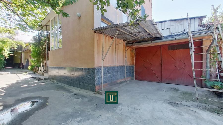 Apartament cu potential cu 2 camere la curte comuna in Centru - 10