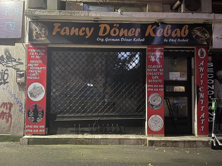 Spațiu comercial stradal – Pache Protopopescu – vitrină la stradă - 1