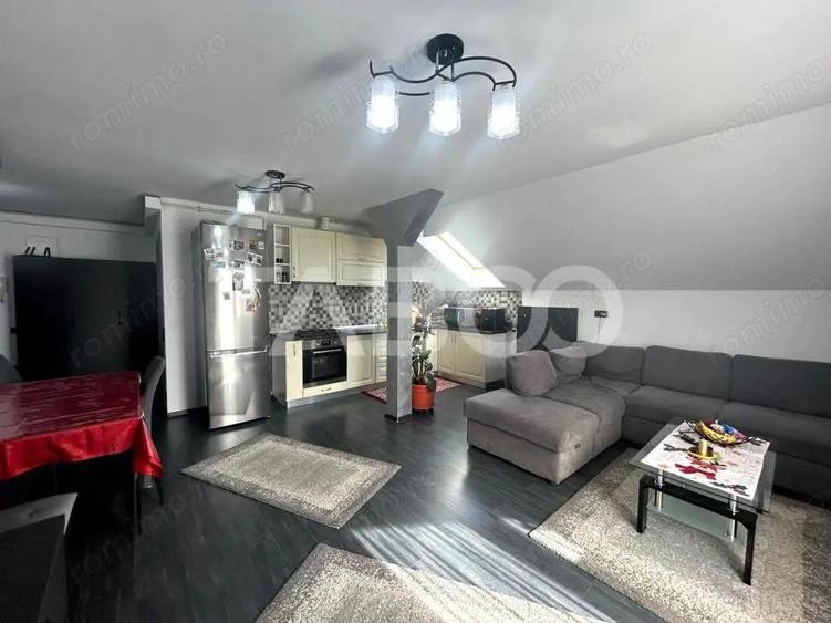 Apartament 3 camere de vanzare decomandat 72 mp zona Selimbar Sibiu - 2