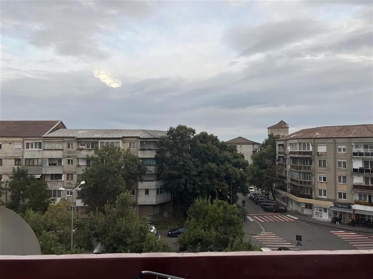 RECO  APARTAMENT 3 camere Rogerius - 11