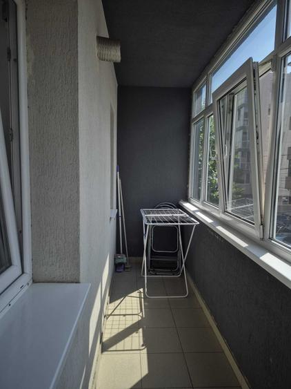 Apartament cu 2 camere semidecomandat în Berceni