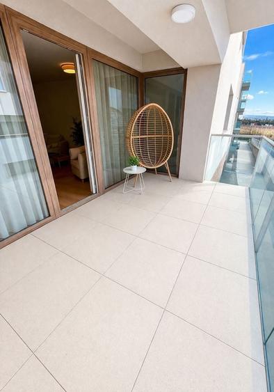 Apartament cu 3 camere decomandat, mobilat în Borhanci