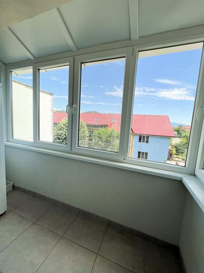 Vand apartament 3 camere mobilat si utilat cartier Sasar - 1