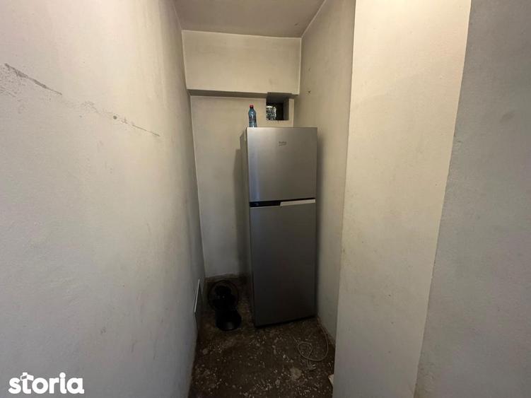 Vanzare apartament trei camere imobil solid Piata Ion Mihalache metrou - 1