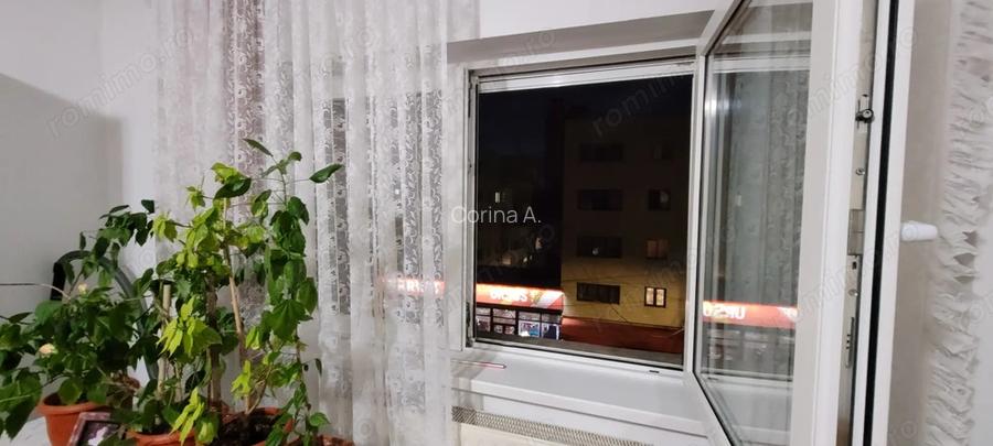 Vand apartament 2 camere Vand apartament 2 camere