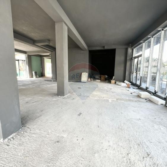 Spatiu comercial de 250mp de inchiriat in zona Alba Iulia - 2