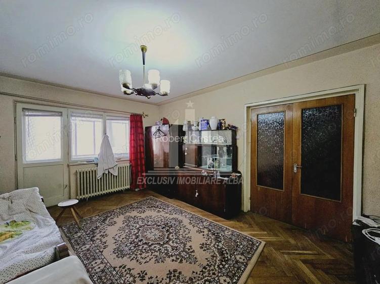 Apartament cu 3 camere decomandate, Cetate Apartament cu 3 camere decomandate, Cetate