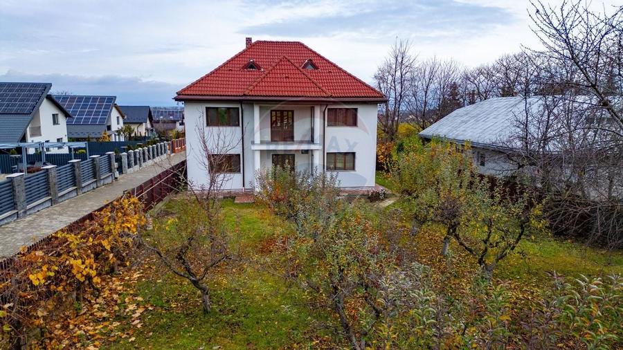 Casă/Vilă cu 6 camere de vânzare în Măgura - 24