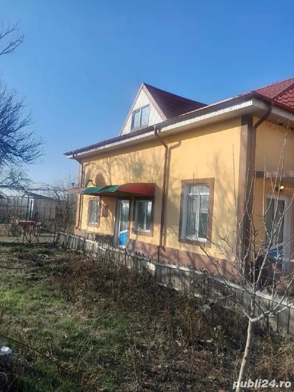 Vanzare casa si teren - 3