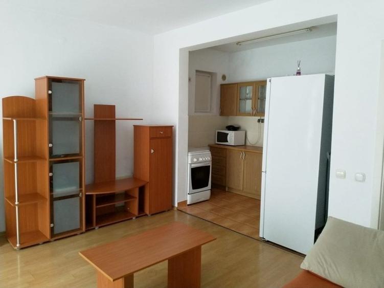 Apartament 2 camere in centru cu parcare proprie in curtea interioara - 2