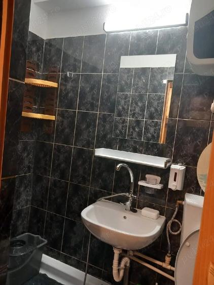 vand garsoniera zona Cet - 4