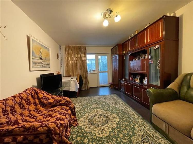 Apartament 3 camere de vanzare zona ultracentrala- Tulcea - 2