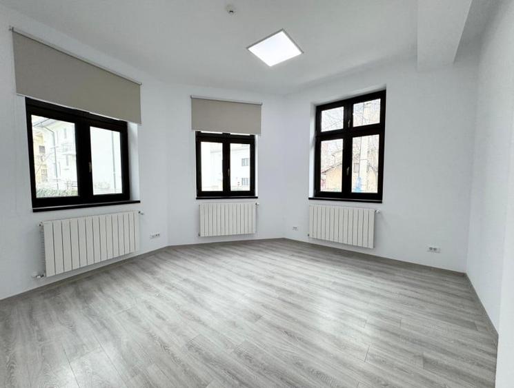 Spațiu versatil 3 camere, parter vilă – ideal office sau showroom - 4