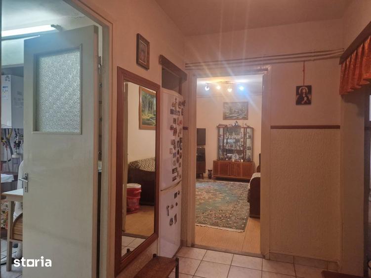 EXCLUSIV- Cafrom Imobiliare - VEST - Apartament 3 Camere de Vanzare - 4