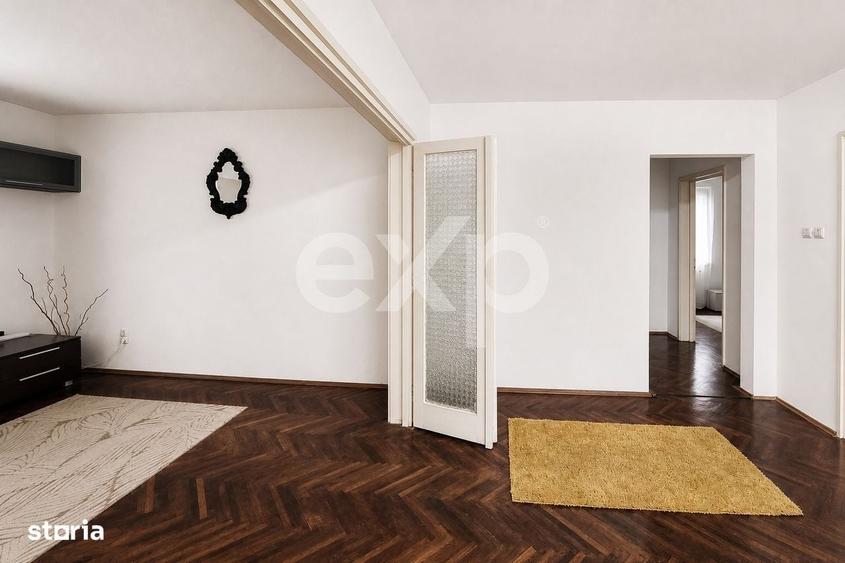 Apartament cu 4 camere în Punctele Cardinale
