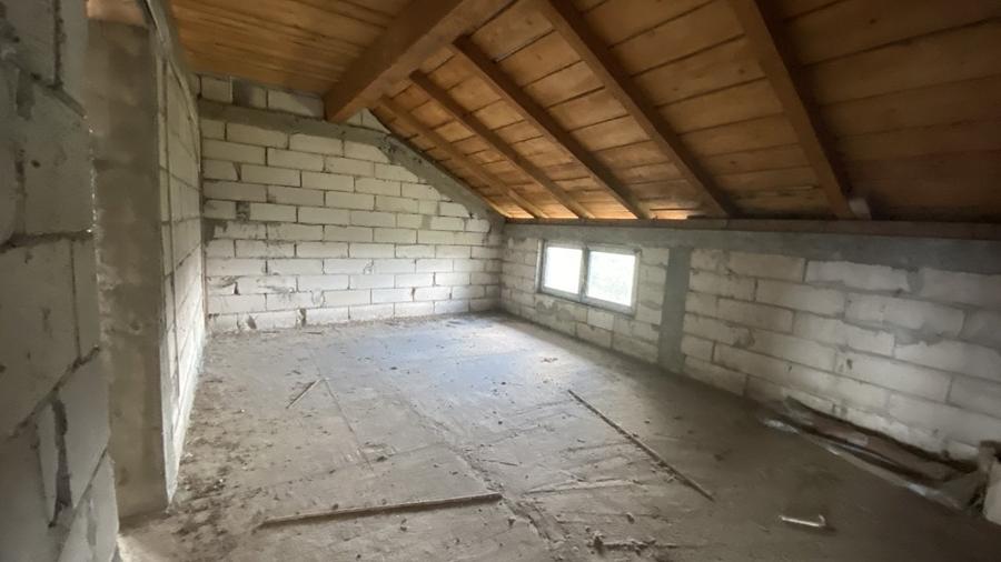 Ocazie!De vanzare doua case,teren 1000mp. - 4