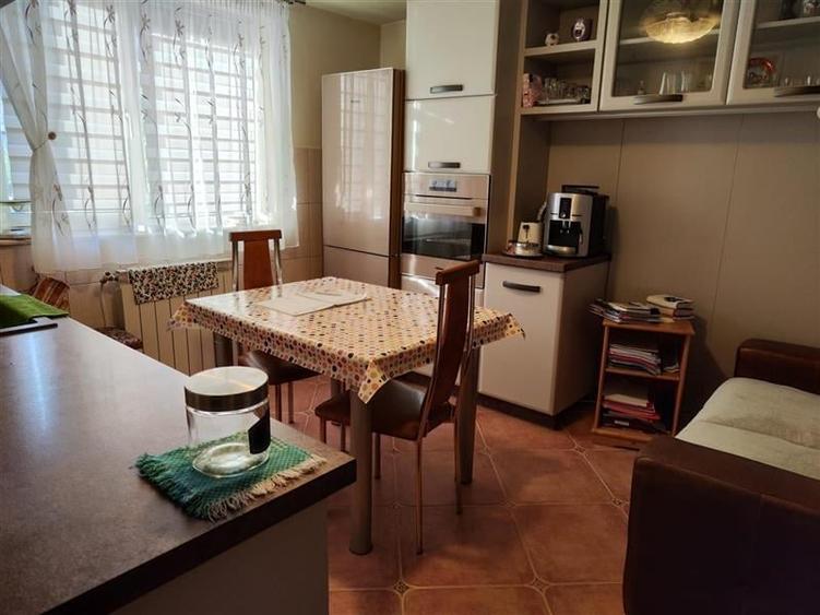 Casa fabuloasa tip VILA, cu piscina intr-o zona perfecta. - 13