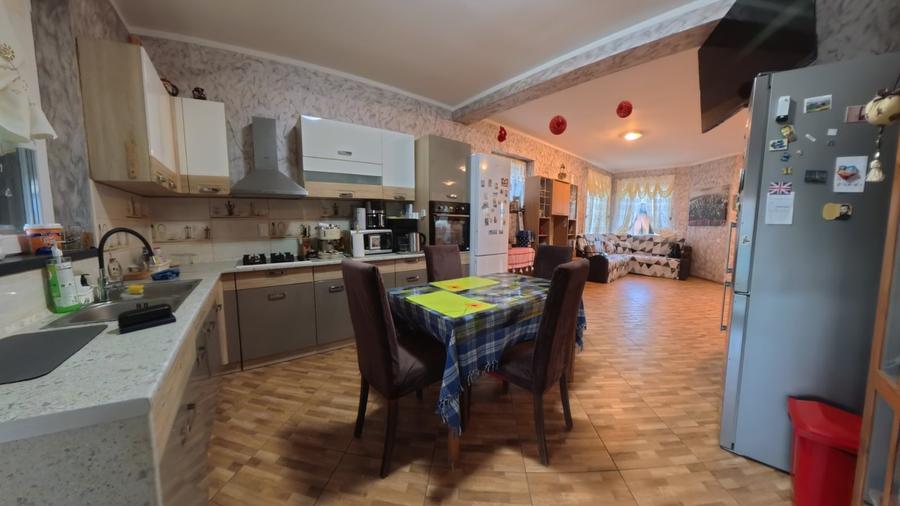 CASA DE VANZARE IN RASNOV- IN EXCLUSIVITATE - 28