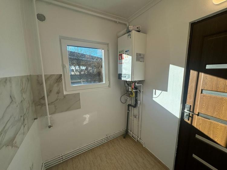 Garsoniera de vanzare complet renovata - 13