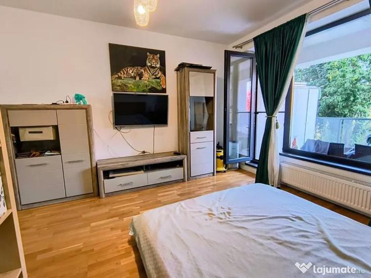 Iancu Nicolae- Gradina Zoologica- Jolie Ville- Loc parcare - 2