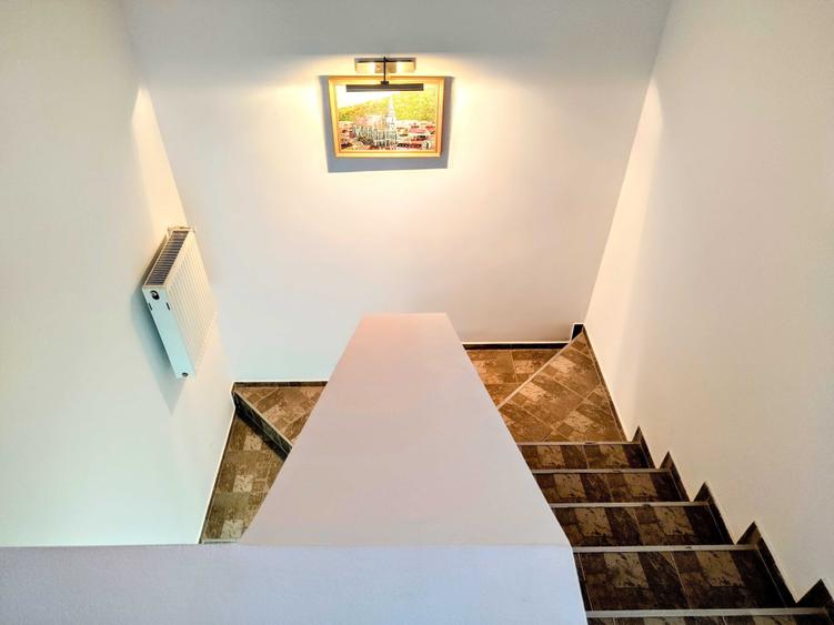 Apartament cu 2 camere decomandat în Sânpetru