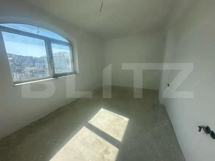 Casa in stil mediteranean, cu 4 camere, 158 mp, zona Dezmir - 1