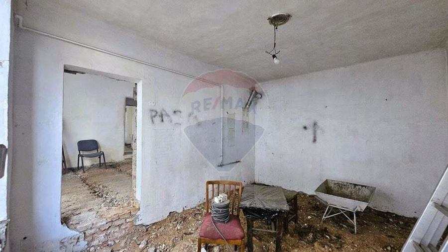 Lot teren de 597 mp | Casa renovabila | (PUZ si CU Bloc P+2+M etaje) - 8